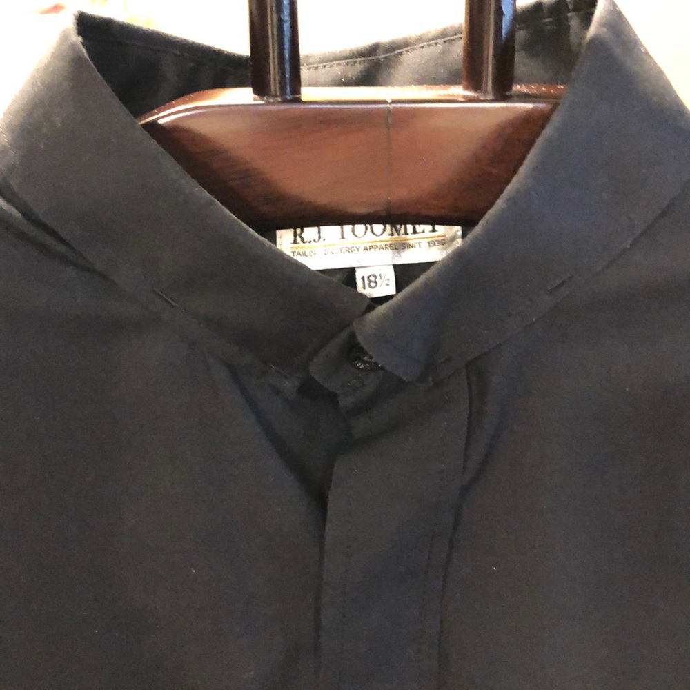 R.J. Toomey Clergy Shirt 18 1/2 Black